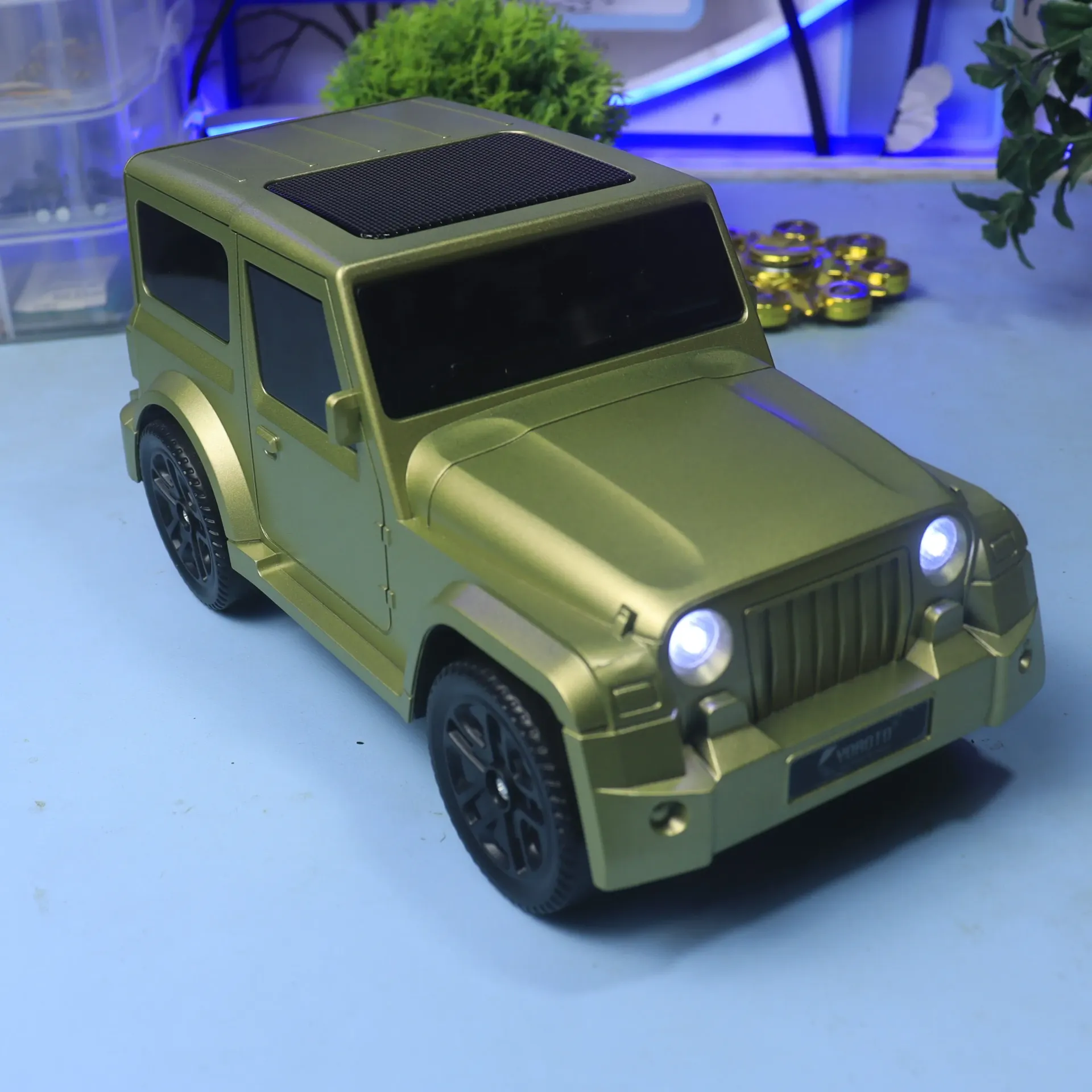 Portable Bluetooth Speaker With Thar design